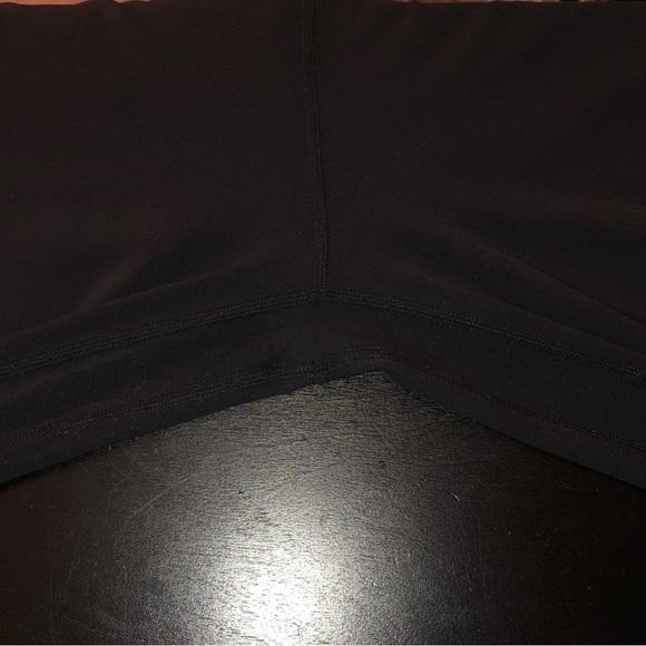 Lululemon Rare Limited Edition Members Align Black Legging,Size-6,Preloved - Picture 16 of 17